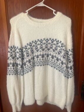 CeCe Cream Fuzzy Knit Sweater